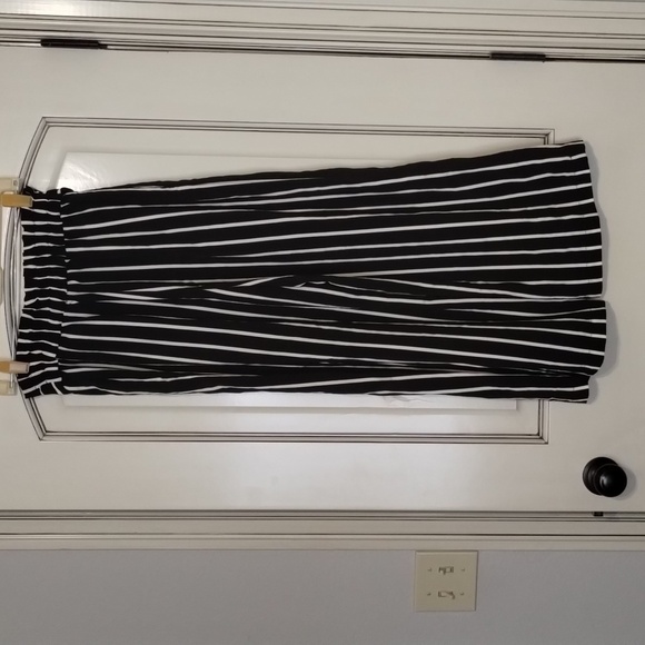 Forever 21 Contemporary Black/Ivory Stripe Crop Wide Leg Pant w/Tie Size Medium - Picture 3 of 9